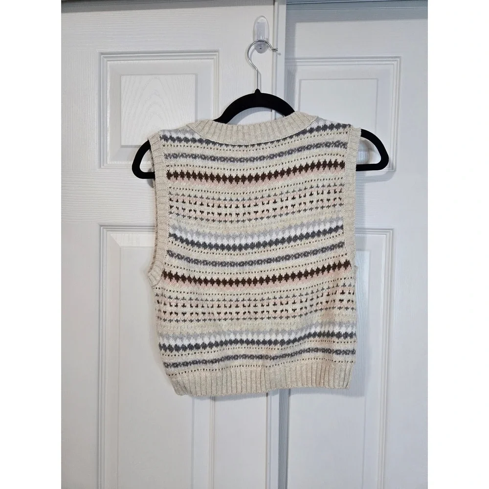 American Eagle Fair Isle Sweater Vest V-Neck Cropped Knit Mens Medium